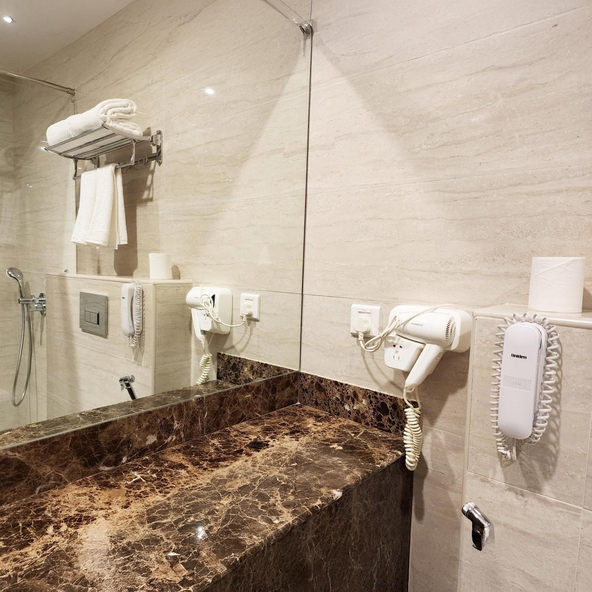 Juffair Boulevard Hotel & Suites Manama Exterior foto